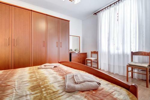 Hostal Mima House With Apartments