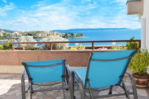 Apartment Seget Vranjica 2976a