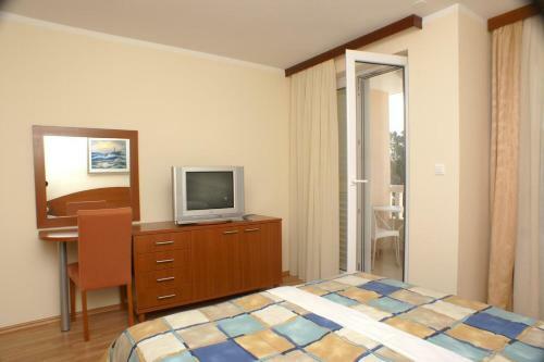 Hostal Double Room Seget Vranjica 3079b