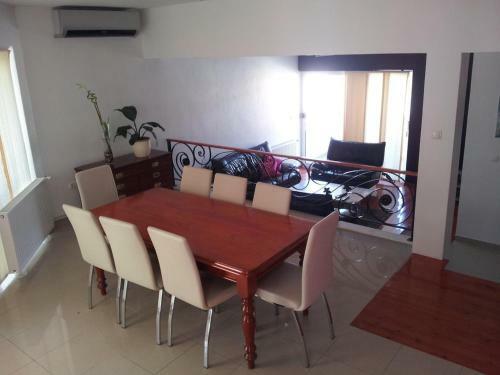 Apartments With A Parking Space Seget Vranjica (Trogir) - 12145