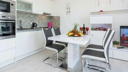 Apartment Seget Vranjica 12476a