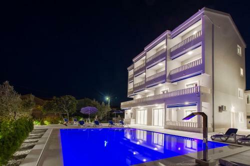 Apartments Villa Tramonto