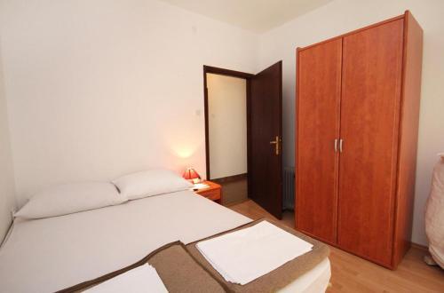 Apartment Selce 5518b