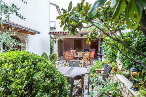 Hostal Ferienhaus Stefi Selce