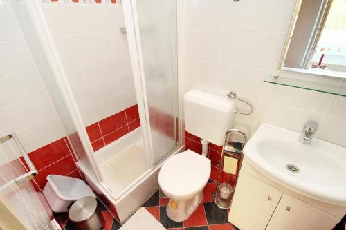 Apartment Selce 5495b