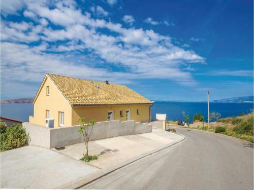 Two-bedroom Apartment In Senj