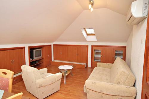 Apartment Senj 5570a