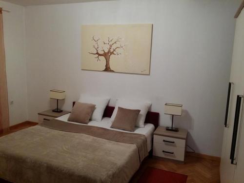 Apartments With A Parking Space Senj - 16008