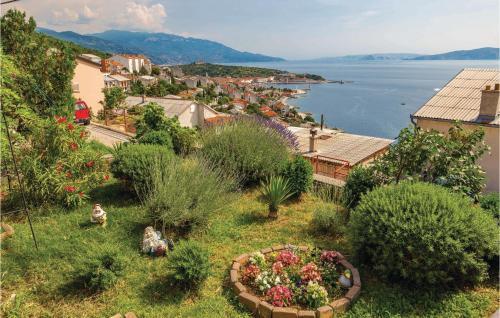 Three-bedroom Apartment In Senj