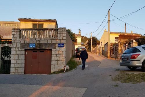 Apartments With A Parking Space Senj - 14578