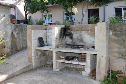 Apartments With A Parking Space Senj - 5559