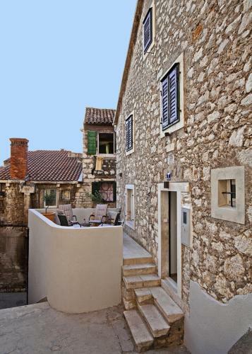 Hostal Apartments Barone