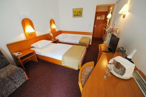 Hostal Triple Room Sinj 14466b