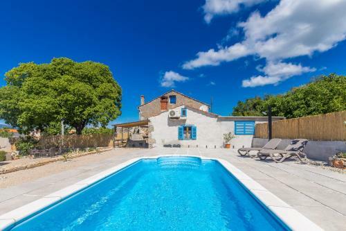 Holiday House Depope