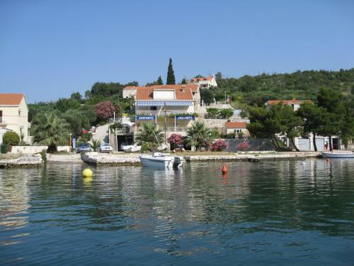 Apartments Bujak