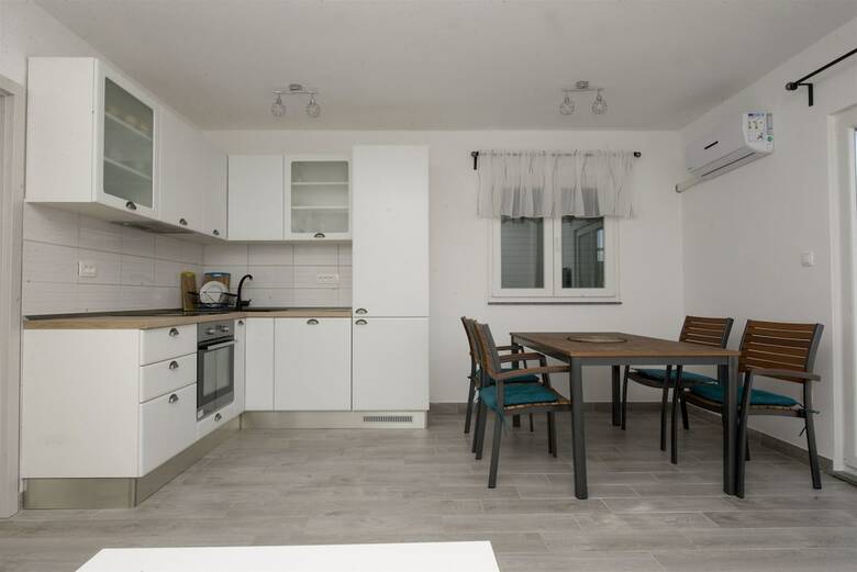 Apartment Jure