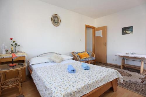 Apartment Slatine 16341b