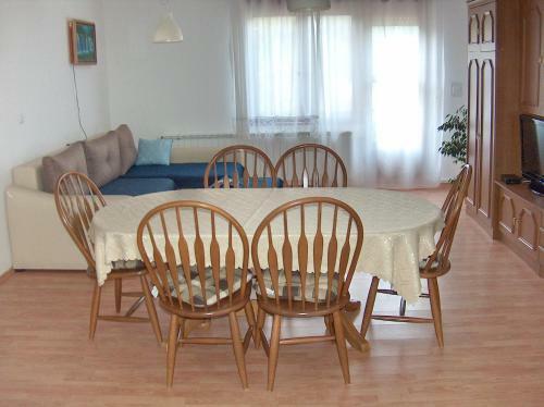 Apartments Ana