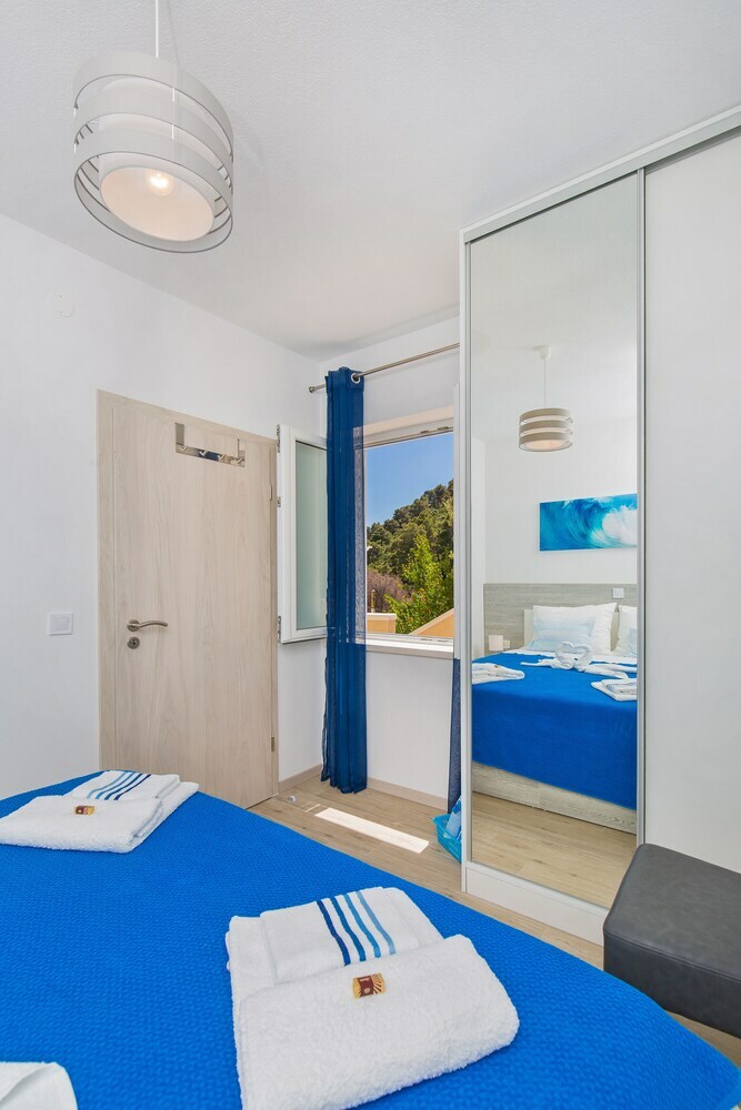 Apartments More