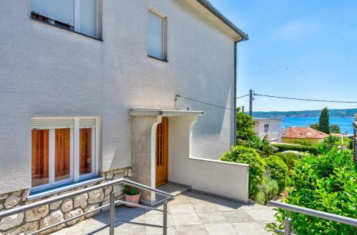 One-bedroom Apartment In Crikvenica V