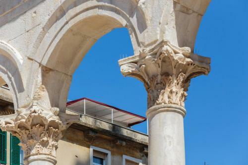 Apartamentos Plr-peristyle Luxury Rooms