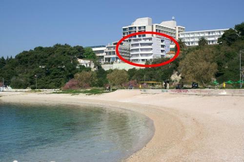 Apartments By The Sea Split - 2983