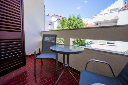 Grand View Apartments