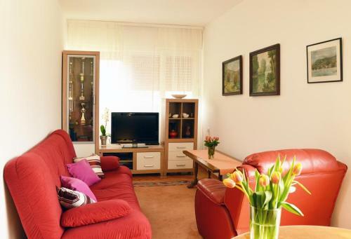 Apartment Split 11580a