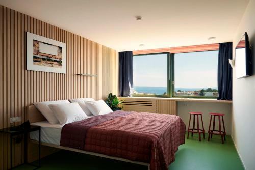 Bed & Breakfast Up There Design Rooms