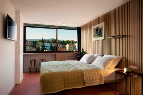 Bed & Breakfast Up There Design Rooms