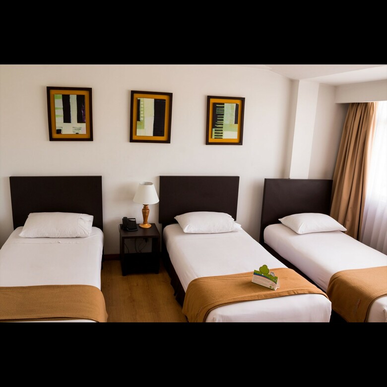 Hotel Innova 68