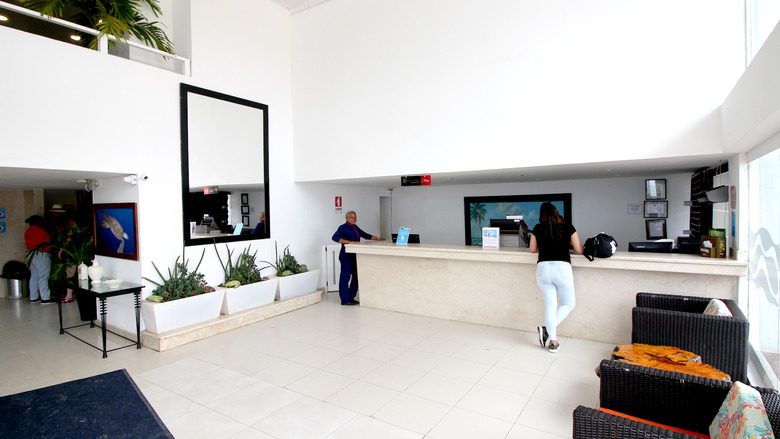 Hotel On Vacation Blue Tone