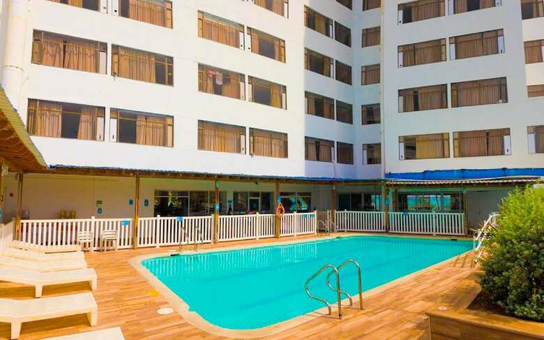 Hotel On Vacation Blue Tone