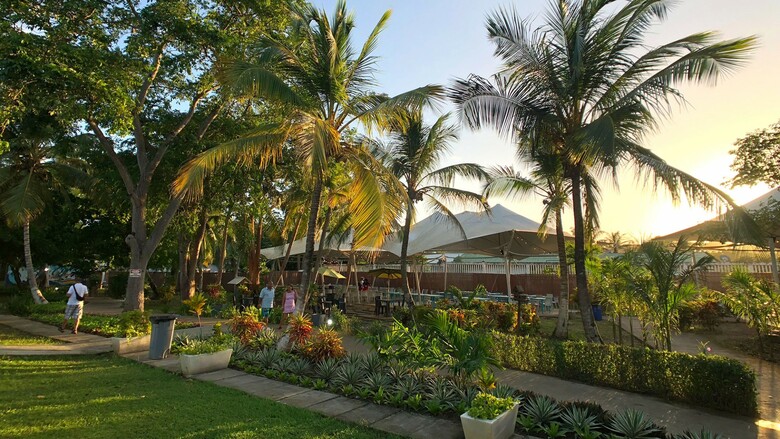 Hotel On Vacation Blue Cove All Inclusive