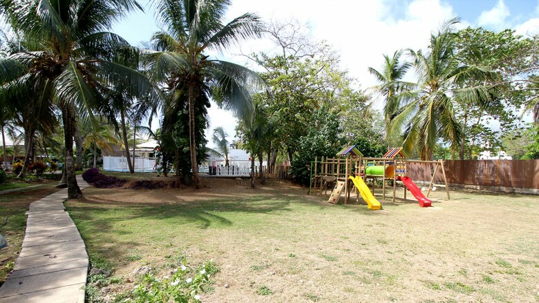 Hotel On Vacation Blue Cove All Inclusive