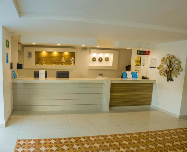 Hotel On Vacation Blue Cove All Inclusive