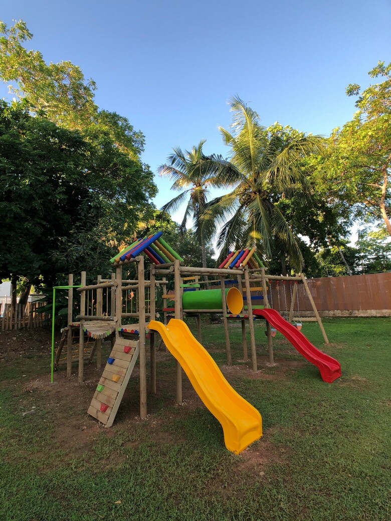 Hotel On Vacation Blue Cove All Inclusive