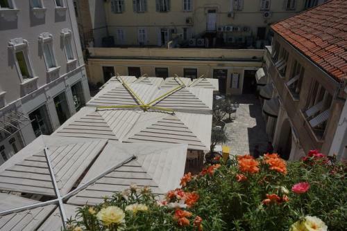 Morpurgo Apartment