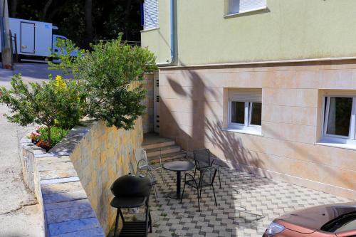 Apartment Split 11623d