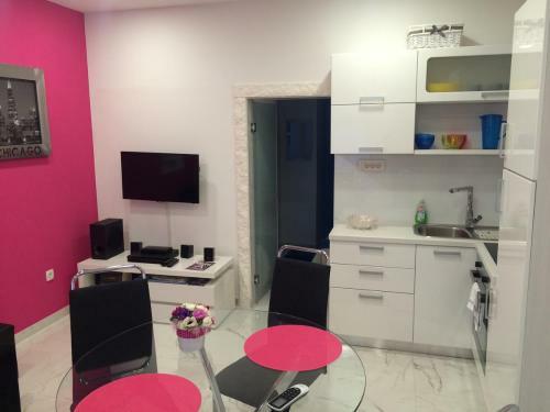 Apartment Dea II