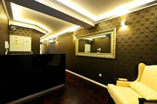 Hostal Avant Garde Luxury Rooms