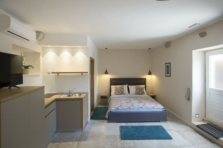 Hostal Situs Residence
