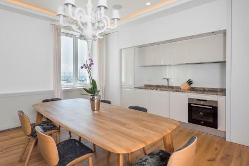 Luxurious Riva Dalmatia Apartments