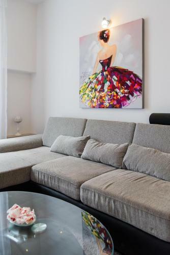 Fairy Of The Seas Apartments