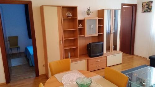 Apartments With Wifi Split - 11784