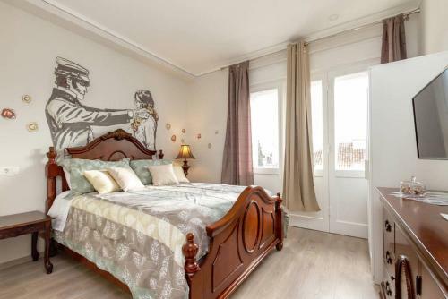 Hostal Palace Queen Mary Luxury Rooms