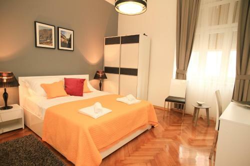 Hostal Contarini Luxury Rooms