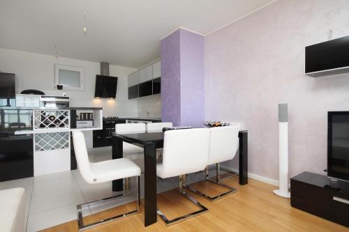 Apartments With Wifi Split - 9249