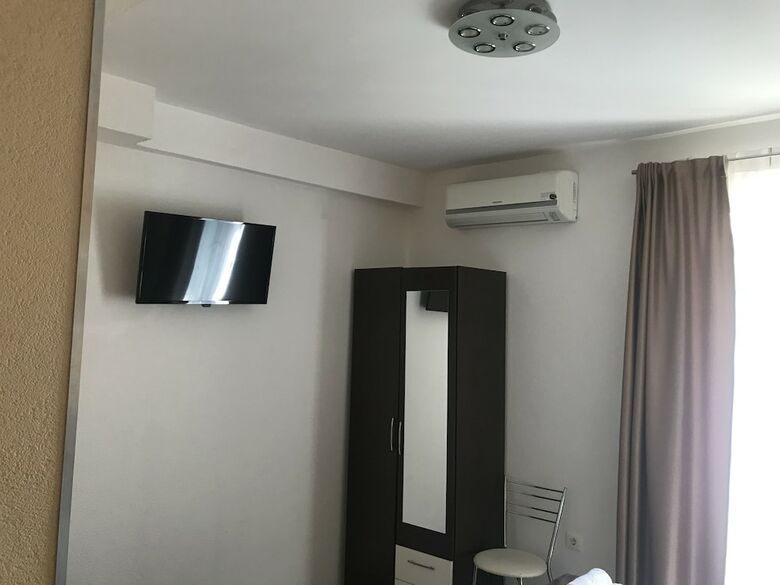 Hostal Nirvana Rooms Split
