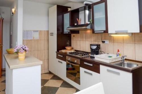 Hostal Apartments Ba?kovic 1518